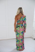 Load image into Gallery viewer, The ROSARA Top and Skirt in Printed Sequin with Green Safety Pin Features