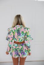 Load image into Gallery viewer, The SOLEIA Cropped Jacket and Shorts - Floral Print Sequin